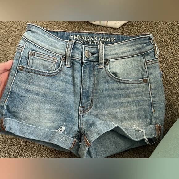 Size 0 American Eagle - Picture 1 of 1